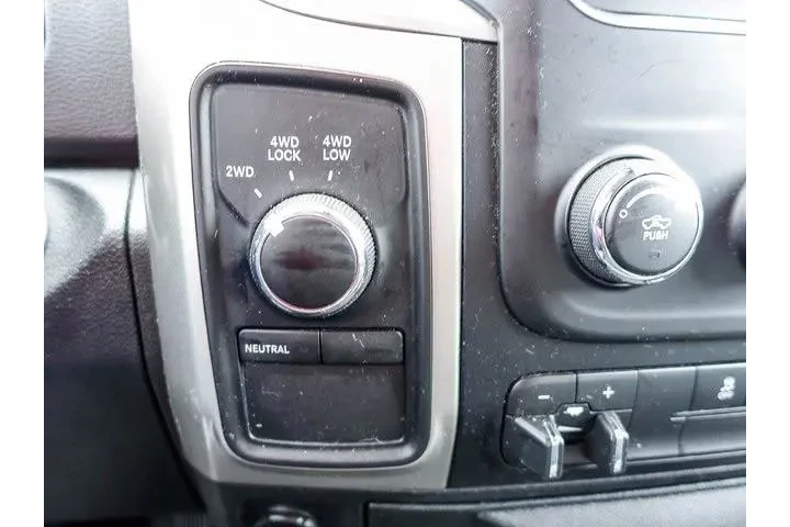 $30486 : Ram 2500 2017 4x4 SLT 4dr Cr image 9