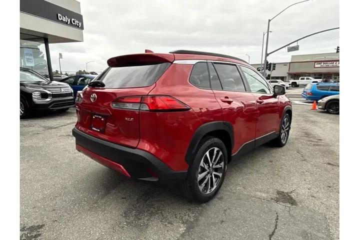 $26388 : Toyota Corolla Cross 2024 XL image 8