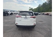 $15690 : Toyota RAV4 2018 LE 4dr SUV thumbnail