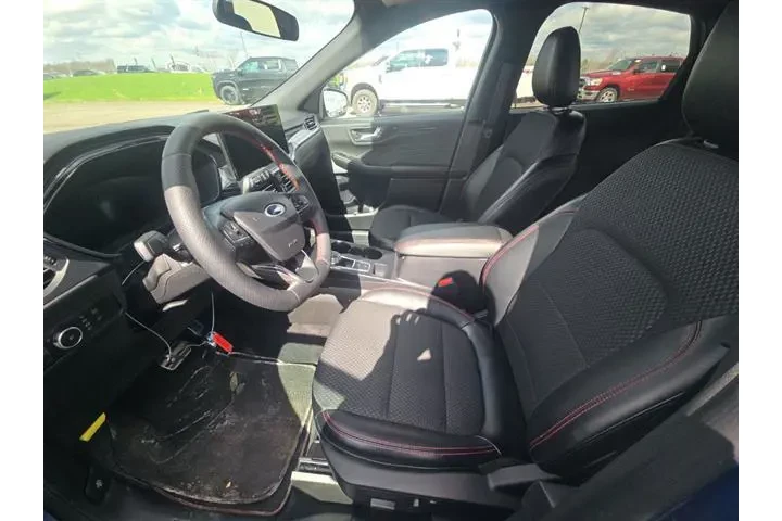 $29990 : Ford Escape 2023 AWD ST-Line image 7
