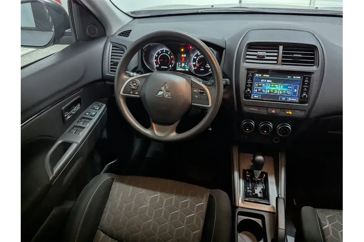 $21997 : Mitsubishi Outlander Sport 2 image 7