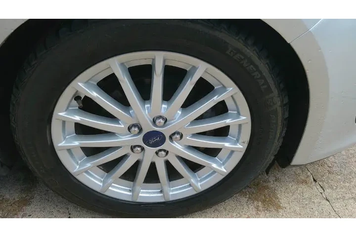 $7999 : 2014 C-MAX Hybrid SEL image 10