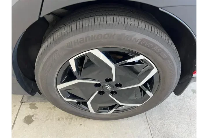 $20990 : Hyundai IONIQ 5 2022 AWD SE image 10