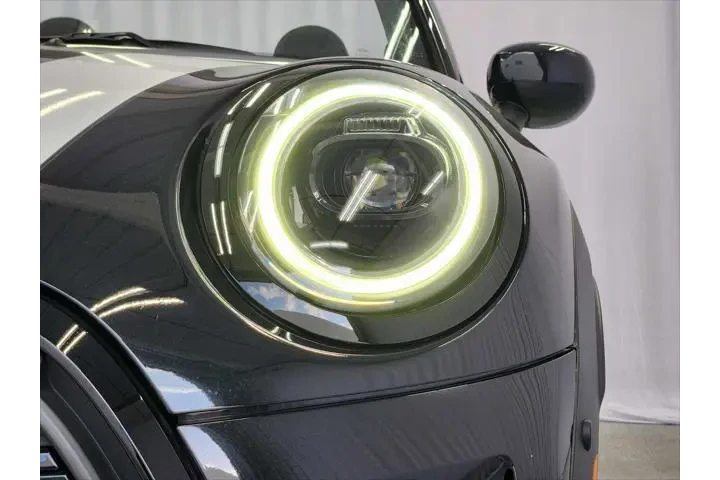 $29991 : MINI Convertible 2023 Cooper image 5