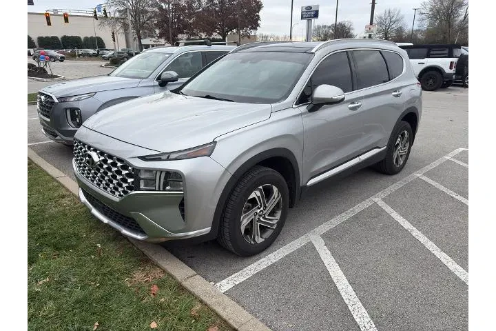 $22750 : Hyundai SANTA FE 2022 AWD SE image 2