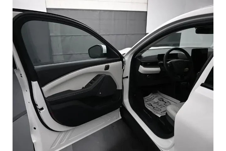 $39000 : Ford Mustang Mach-E 2025 AWD image 9