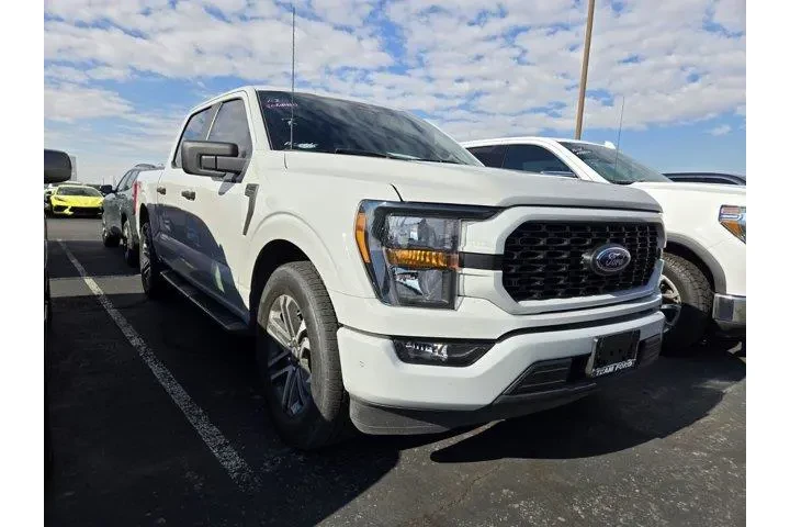$32724 : Ford F-150 2023 4x2 XL 4dr S image 1