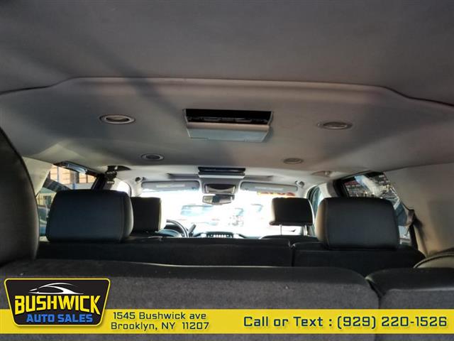 $11995 : Used 2016 Suburban 4WD 4dr 15 image 10