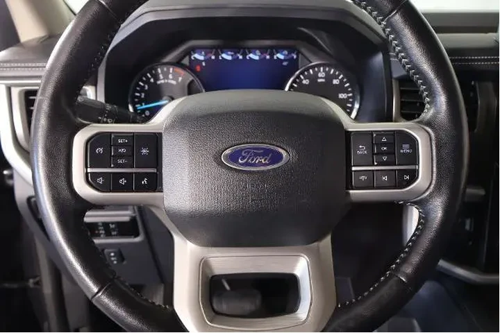 $38697 : Ford Expedition MAX 2024 4x2 image 3