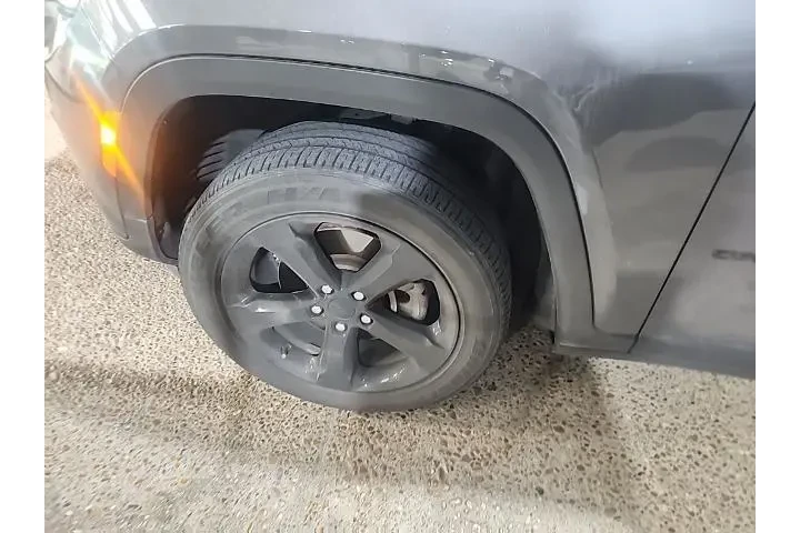 $26012 : Jeep Grand Cherokee L 2023 4 image 5