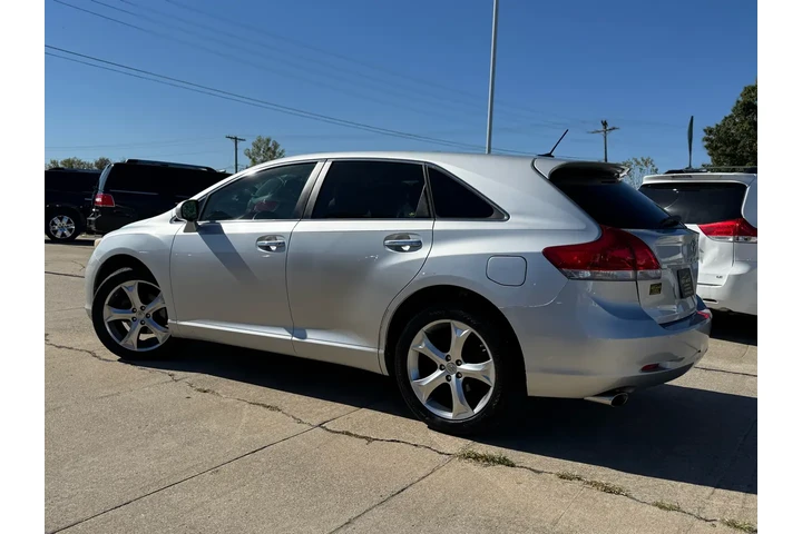 2009 Venza 4X2 V6 image 7