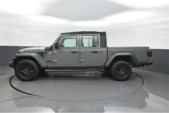 $24936 : Jeep Gladiator 2021 4x4 Spor image 2