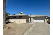 beautifully Freshly painted en Bakersfield