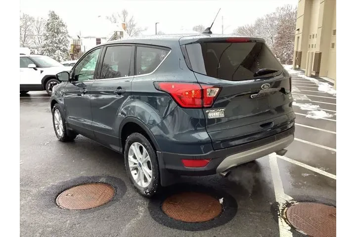 $16844 : Ford Escape 2019 AWD SE 4dr image 5