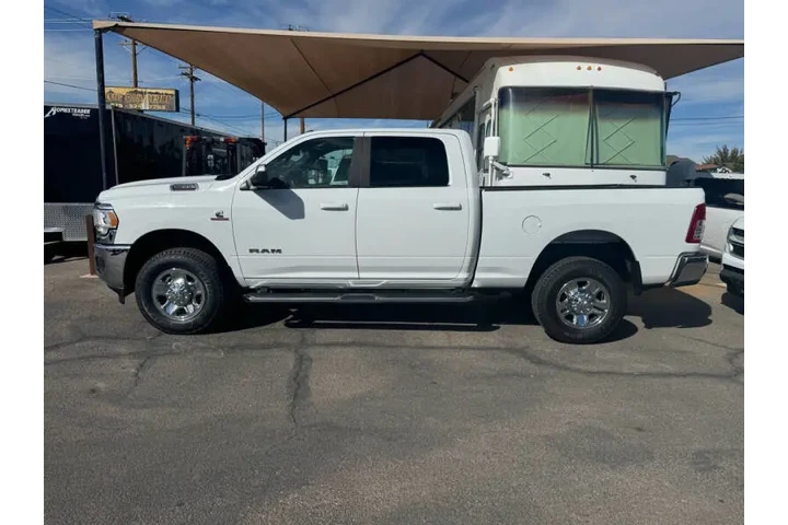 $39995 : 2021 RAM 2500 Big Horn image 3
