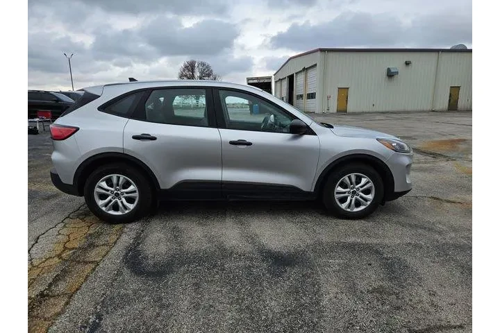$15500 : Ford Escape 2020 S 4dr SUV image 4