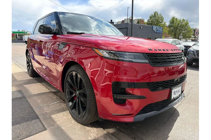 $36995 : 2025 Land Rover Range Rover S image 3