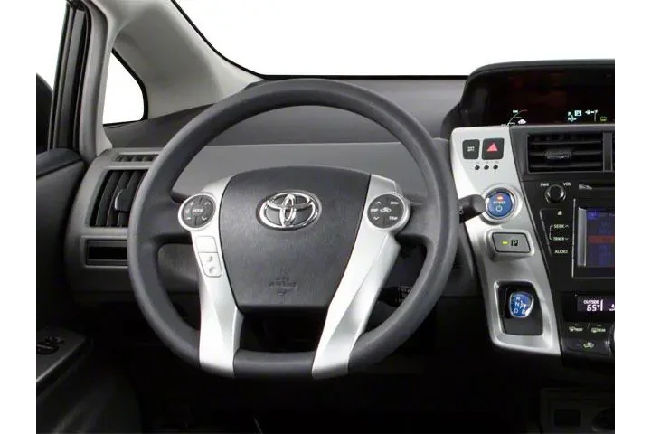 $11895 : Toyota Prius v 2013 Two 4dr image 6