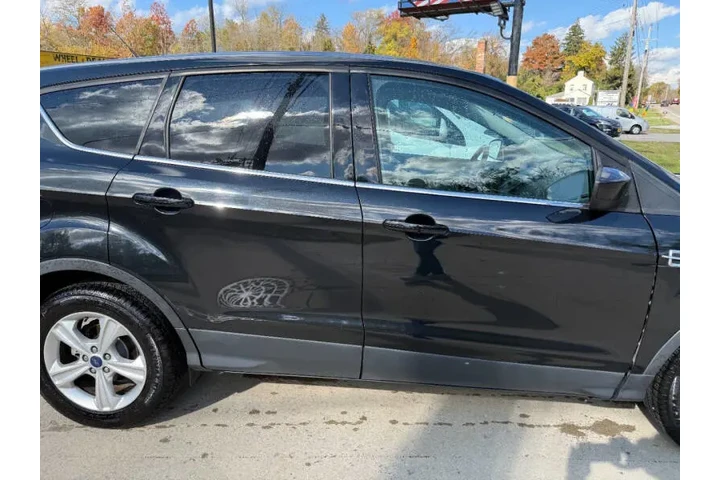 $5995 : 2015 Escape SE image 5
