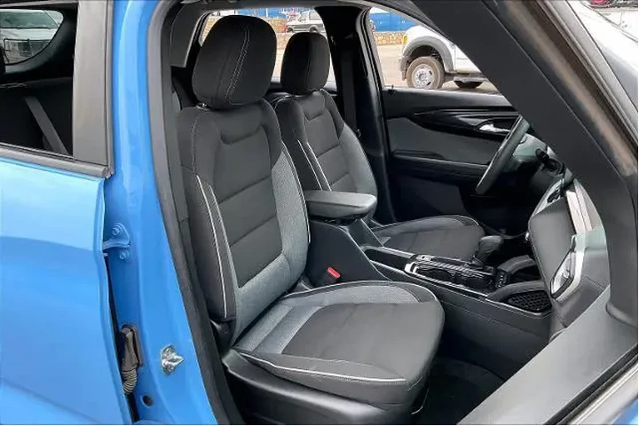 $23938 : Chevrolet Trailblazer 2024 L image 8