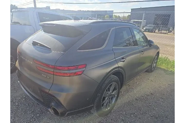 $35594 : Genesis GV70 2023 AWD 3.5T S image 3