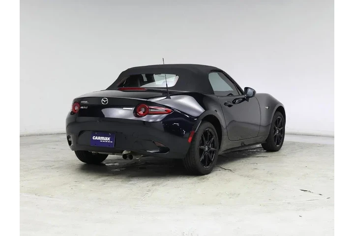 $27998 : Mazda MX-5 Miata 2024 Sport image 8