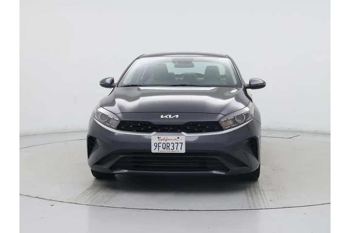 $17998 : Kia Forte 2023 LXS 4dr Sedan image 5