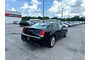 $11780 : 2016 300 4dr Sdn 300C AWD thumbnail