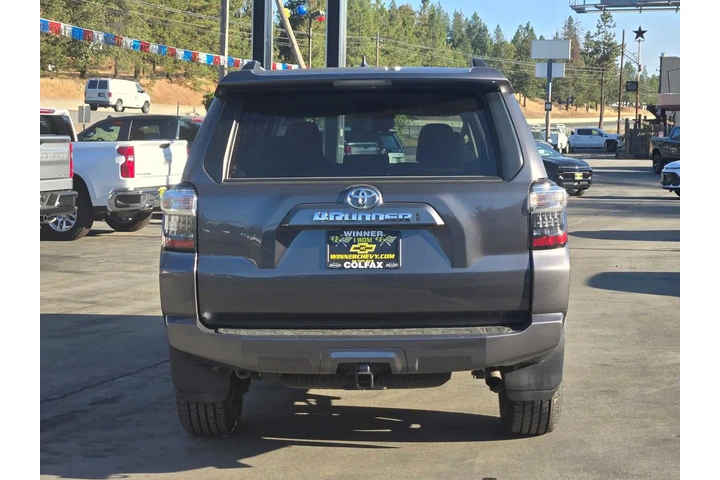 $32993 : Toyota 4Runner 2023 4x4 SR5 image 5