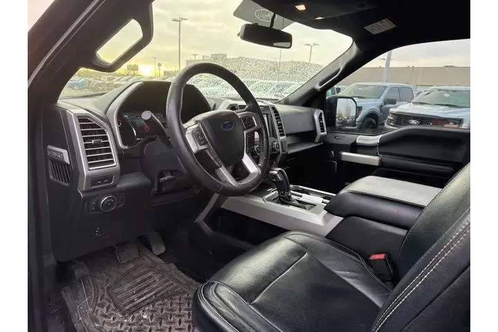 $26000 : Ford F-150 2016 4x4 Lariat 4 image 9