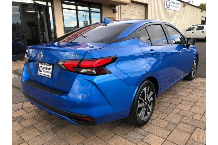 $11990 : 2021 Versa SV image 3