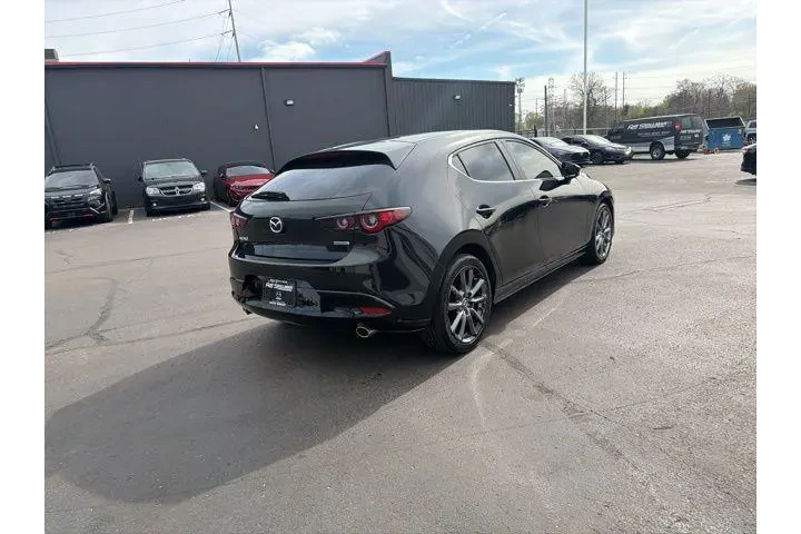 $21980 : Mazda Mazda3 Hatchback 2023 image 6