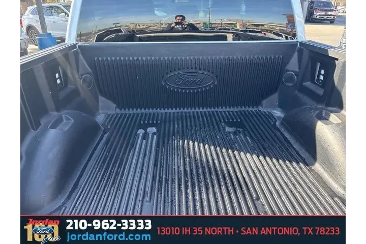 $38918 : Ford F-150 2024 4x2 XLT 4dr image 8