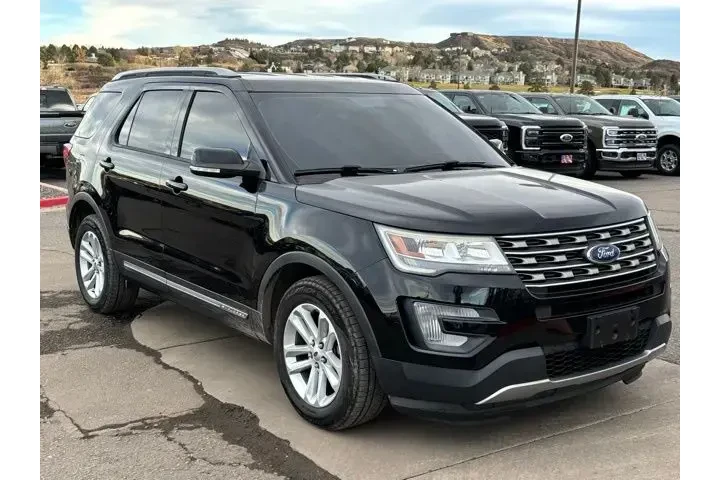 $15676 : Ford Explorer 2017 XLT 4dr S image 8