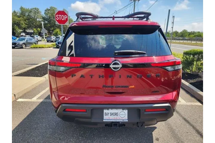 $34045 : Nissan Pathfinder 2024 AWD R image 6