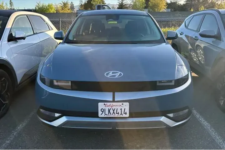 $25990 : Hyundai IONIQ 5 2024 SEL 4dr image 3