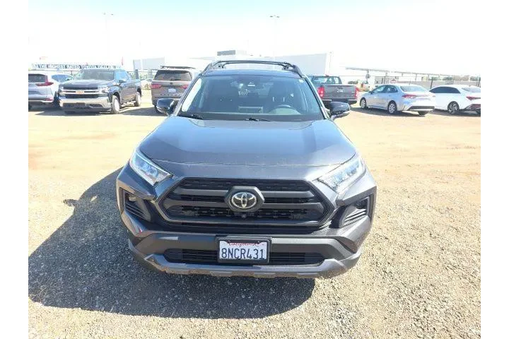 $33900 : Toyota RAV4 2020 AWD Adventu image 3