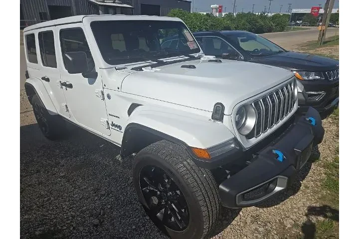 $32905 : Jeep Wrangler 2024 4x4 Sahar image 1