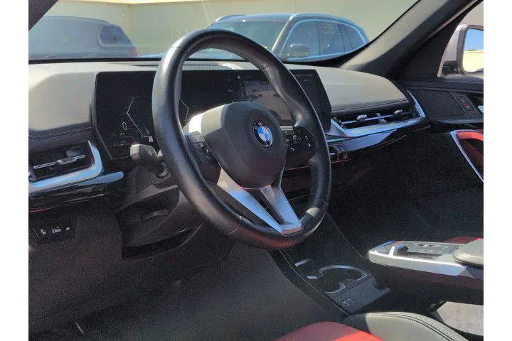 $31999 : BMW X1 2023 AWD xDrive28i 4d image 8