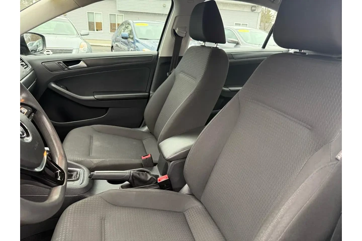 $9999 : 2015 Jetta Sedan BASE image 8