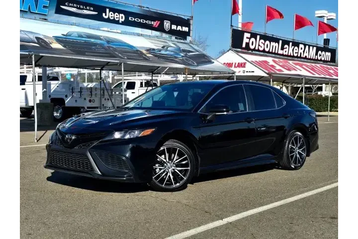 $24900 : Toyota Camry 2024 SE 4dr Sed image 3