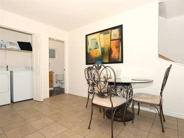 $2195 : Available 3Bed 2Bat in LA image 1