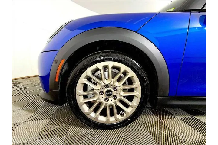 $29993 : MINI Hardtop 2 Door 2025 Coo image 8