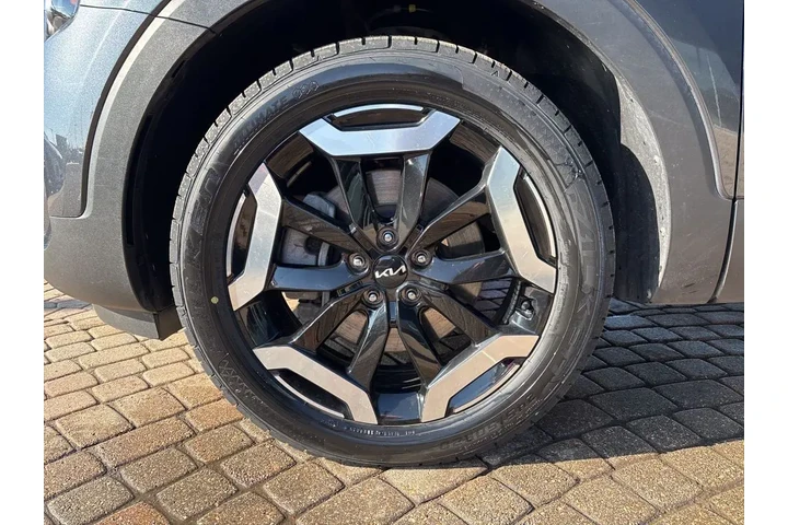 $34999 : 2024 Telluride S image 9