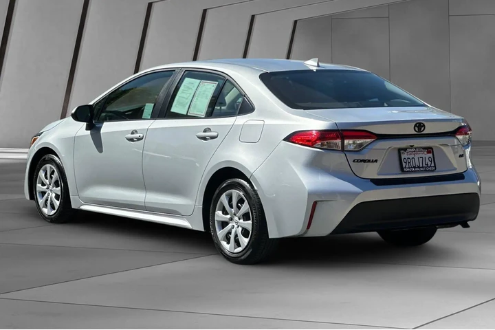 $22500 : Toyota Corolla 2025 LE 4dr S image 10