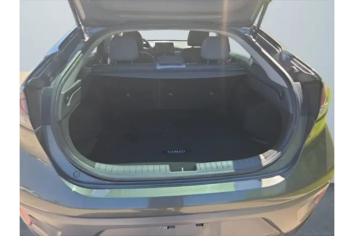 $20179 : Hyundai IONIQ Hybrid 2022 SE image 7