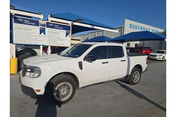 $26499 : Ford Maverick 2024 XLT 4dr S image 1
