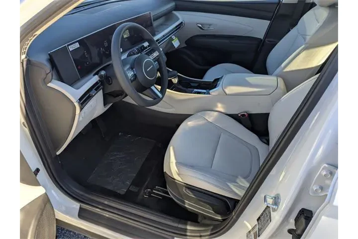 $25594 : Hyundai TUCSON 2025 SE 4dr S image 9