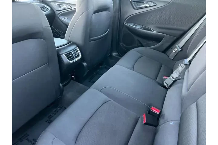 $15299 : Chevrolet Malibu 2024 LT 4dr image 5