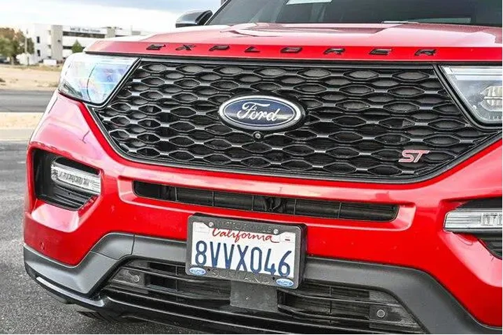 Ford Explorer 2021 AWD ST 4d image 5